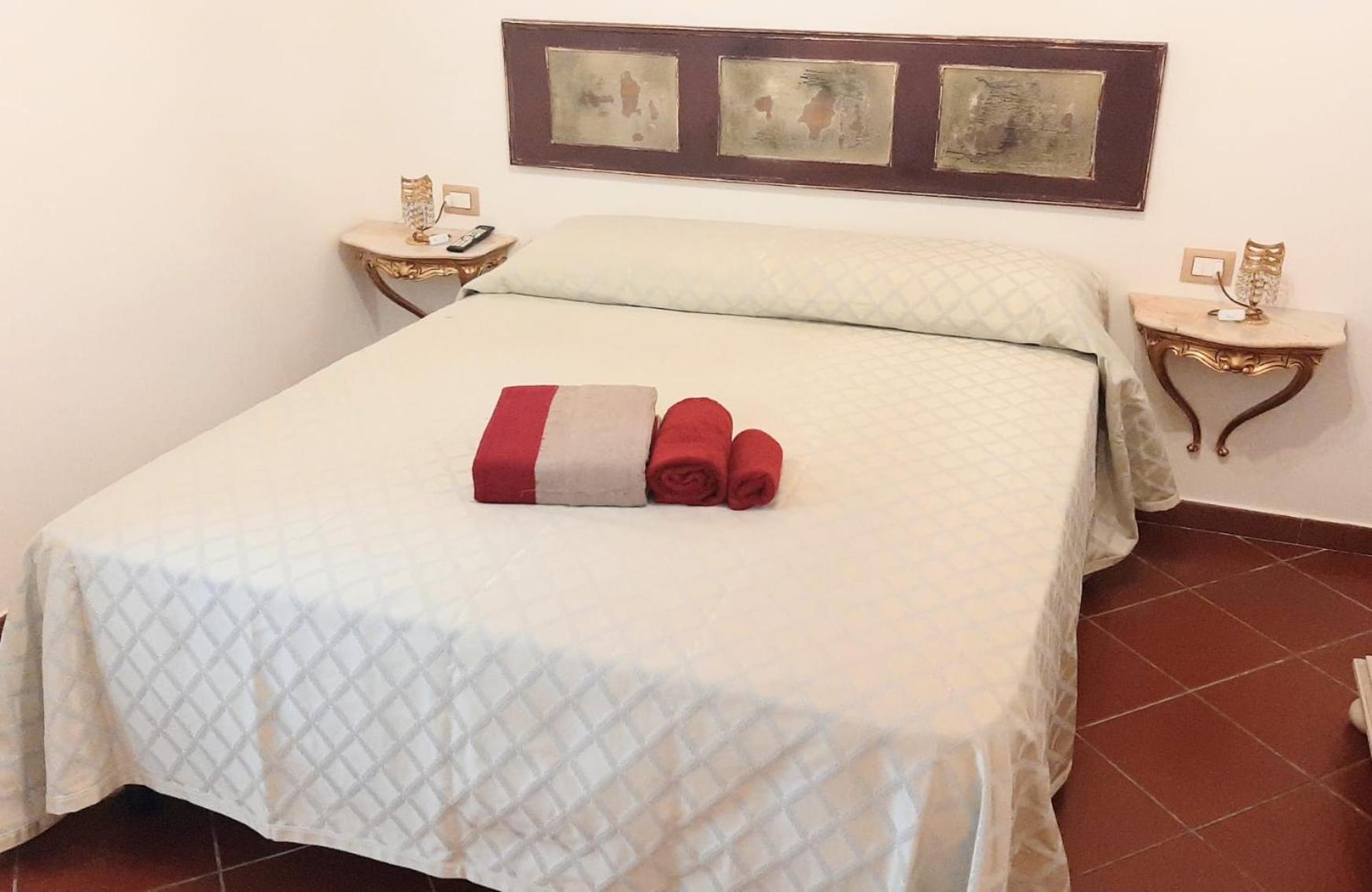 카스텔누보실레토 Casale Battaglini B&B 외부 사진